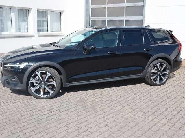 Gebraucht Volvo V60 CC 184 PS (135 kW) 2024 Kombi