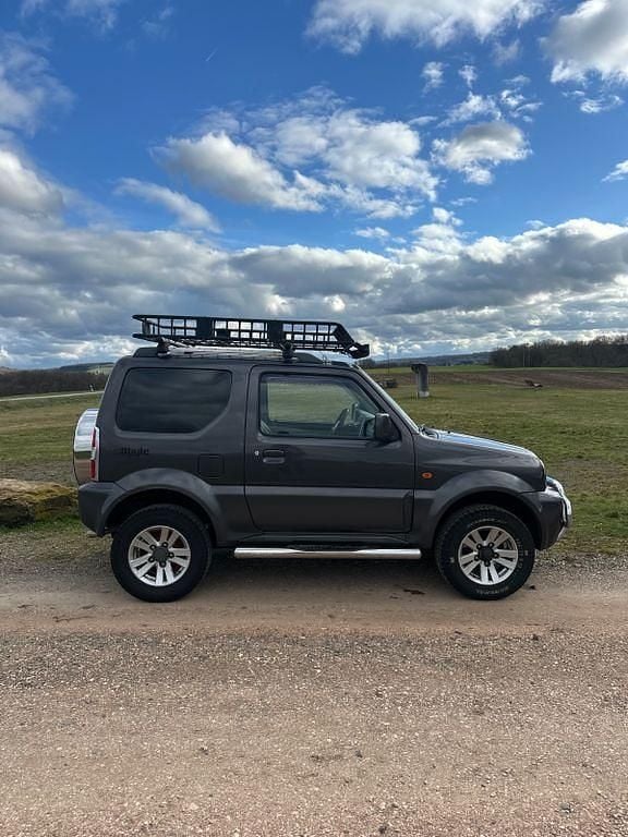 Gebraucht Suzuki Jimny Comfort 86 PS (63 kW) 2011 Grau SUV