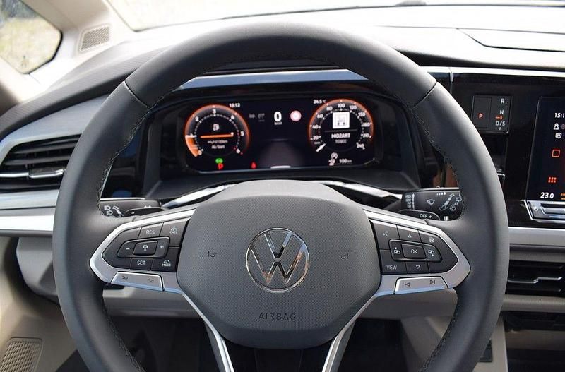 Gebraucht VW T7 Edition 150 PS (110 kW) 2025 Grau Van