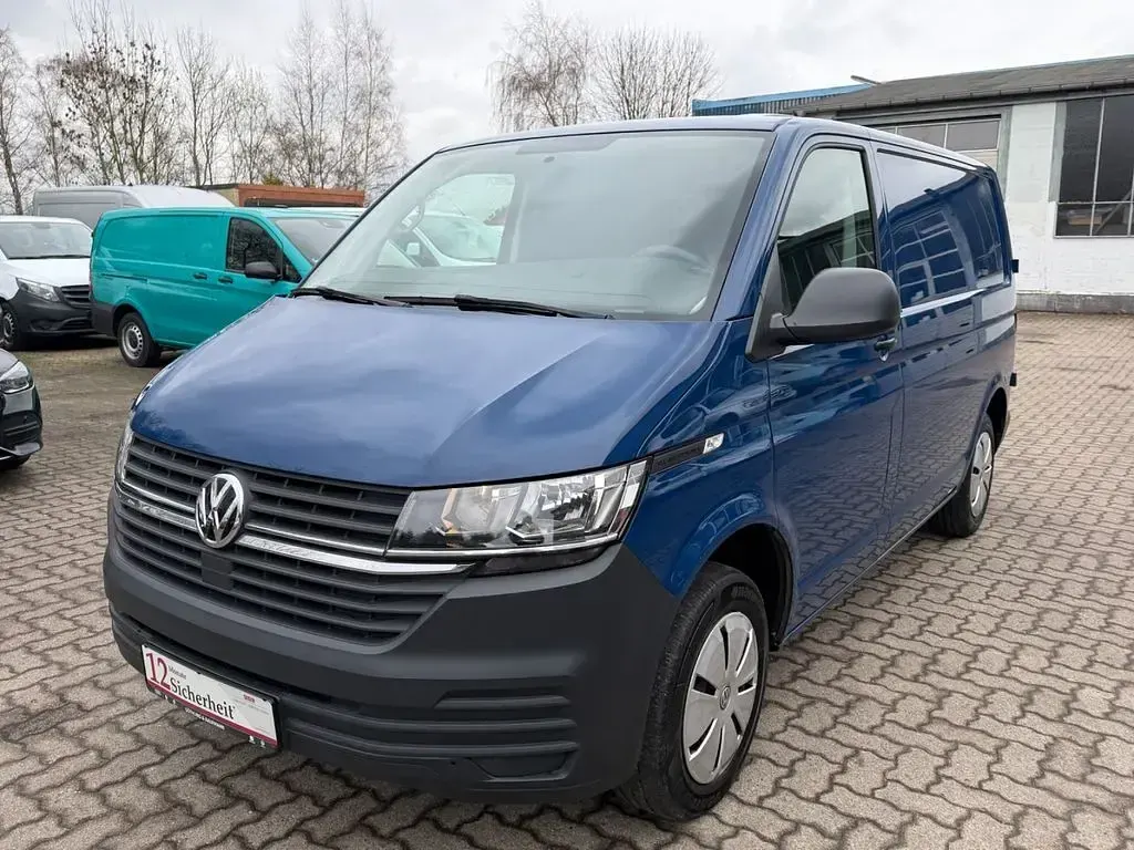 Second-hand VW Transporter 150 CP (110 kW) 2021 Albastru Van