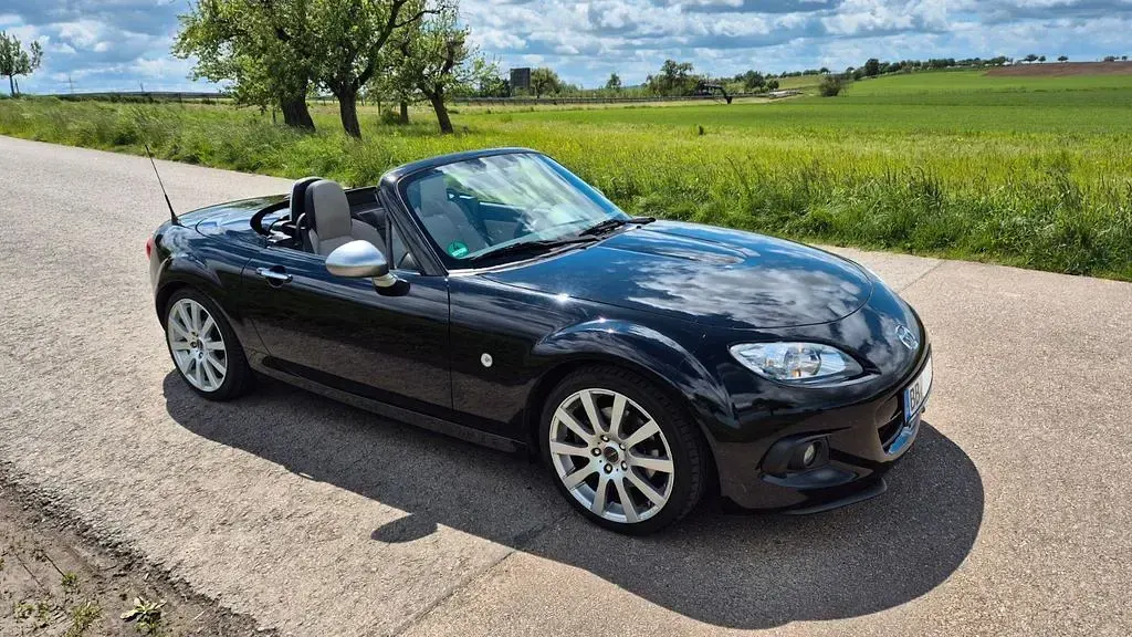 Używany Mazda MX5 Sendo 160 KM (117 kW) 2014 Czarny Kabriolet