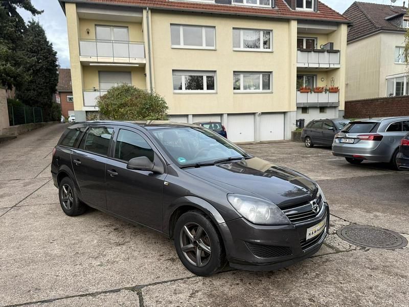 Grau Gebraucht 2009 Opel Astra Innovation Kombi | 1.700 € (Superpreis) - Bild 1/4