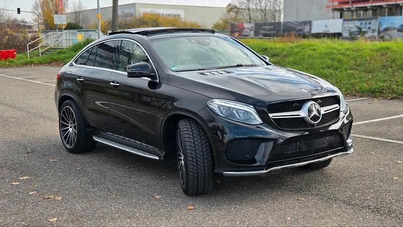 Gebraucht Mercedes GLE500 465 PS (342 kW) 2017 Schwarz Coupé