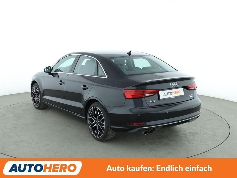 Gebraucht Audi A3 Design 150 PS (110 kW) 2017 Schwarz Limousine