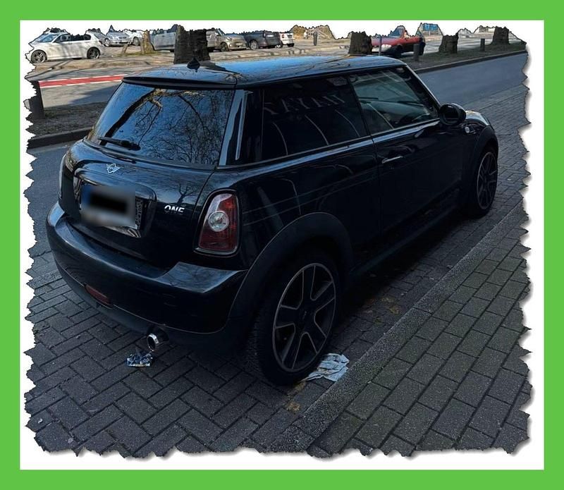 Gebraucht Mini Cooper Coupé 75 PS (55 kW) 2010 Schwarz Coupé
