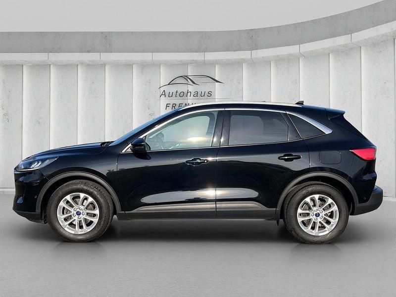 Gebraucht Ford Kuga Titanium 120 PS (88 kW) 2021 Schwarz SUV