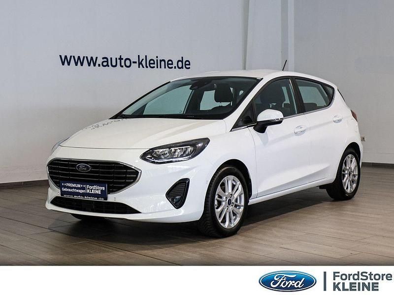 Gebraucht Ford Fiesta Titanium 101 PS (74 kW) 2022 Weiß Kleinwagen