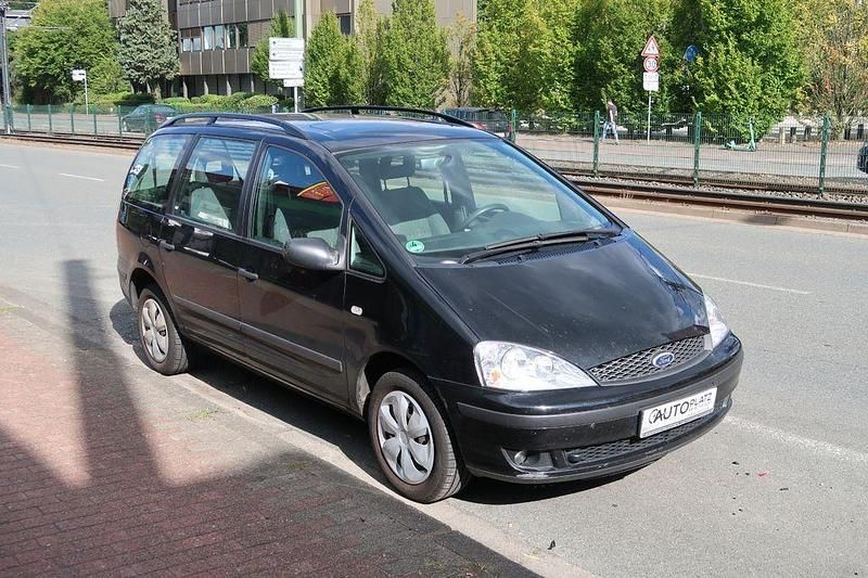 Schwarz Gebraucht 2003 Ford Galaxy Van / Kleinbus | 950 € (Superpreis) - Bild 1/4