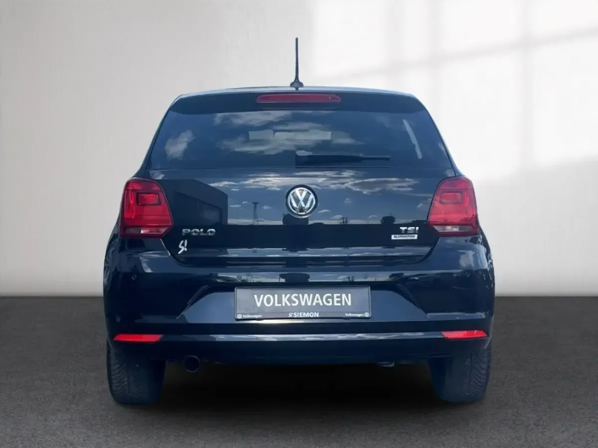 Gebraucht VW Polo Allstar 90 PS (66 kW) 2016 Schwarz Kleinwagen