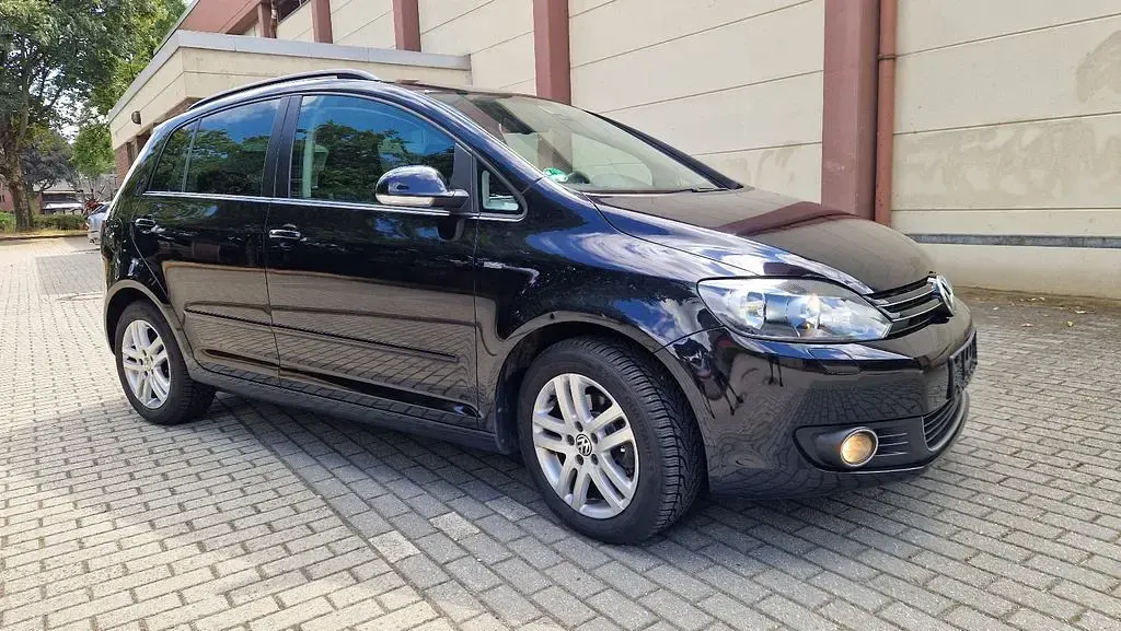Gebraucht VW Golf Plus Cross Life 86 PS (63 kW) 2013 Schwarz Van / Kleinbus