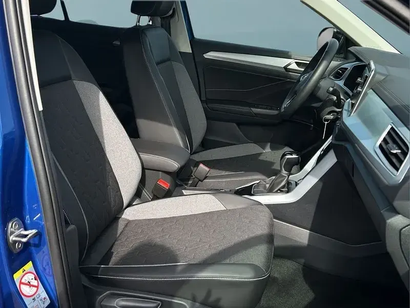 Usata VW T-Roc 150 CV (110 kW) 2025 Blu SUV