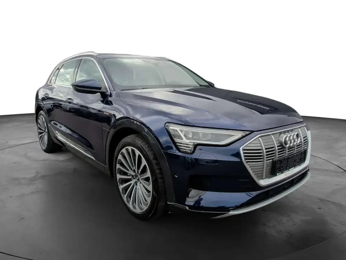 Gebraucht Audi e-tron Advanced Plus 300 kW (408 PS) 2022 Blau SUV