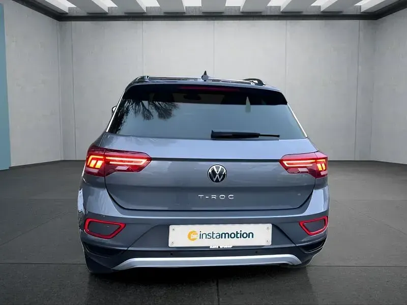 Gebraucht VW T-Roc 150 PS (110 kW) 2025 Grau SUV
