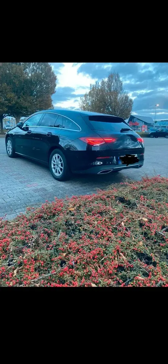 Gebraucht Mercedes CLA200 Progressive 150 PS (110 kW) 2021 Schwarz Coupé