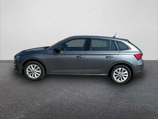 Gebraucht Skoda Scala Selection 116 PS (85 kW) 2024 Grau met. Kleinwagen