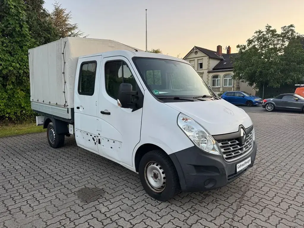 Gebraucht Renault Master 131 PS (96 kW) 2019 Weiß Van / Kleinbus