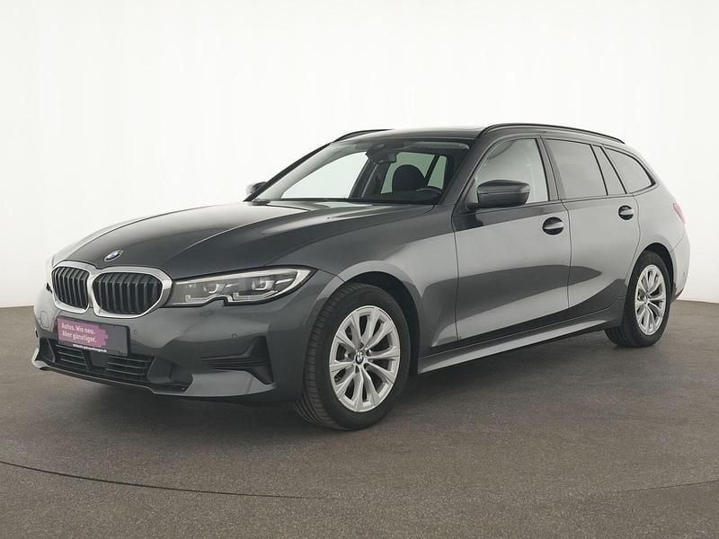 Mineralgrau Gebraucht 2021 BMW 318 Advantage Limousine | 24.955 € (Fairer Preis) - Bild 1/4