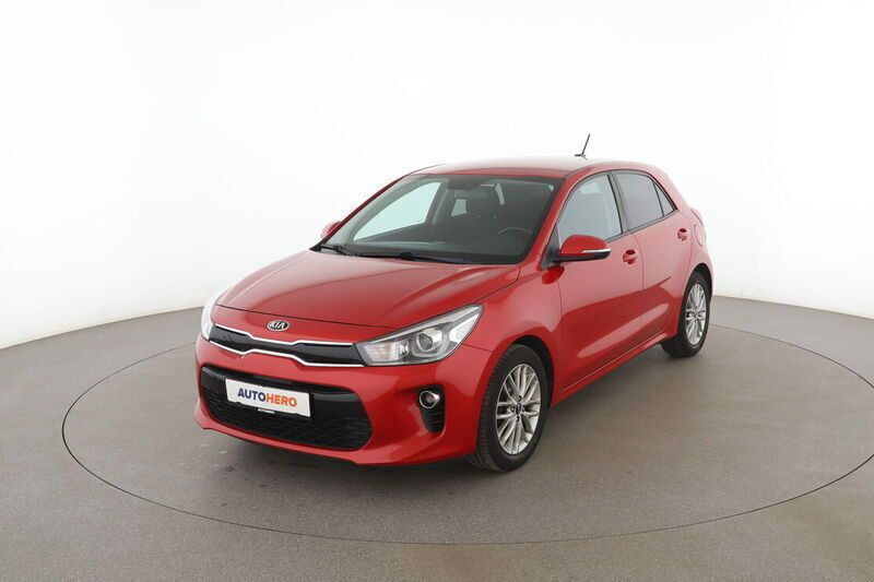 Rot Gebraucht 2017 Kia Rio DREAM-TEAM Edition Limousine | 9.590 € (Fairer Preis) - Bild 1/4