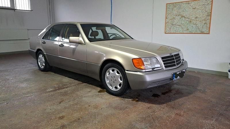 Gold Gebraucht 1991 Mercedes 500 SE Limousine | 27.500 € - Bild 1/4