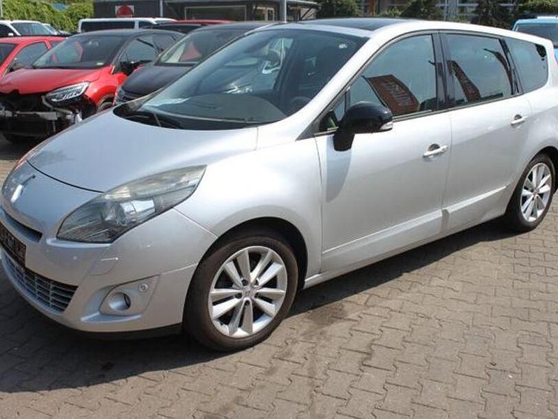 Silber Gebraucht 2011 Renault Scénic III Van / Kleinbus | 6.900 € (Fairer Preis) - Bild 1/4