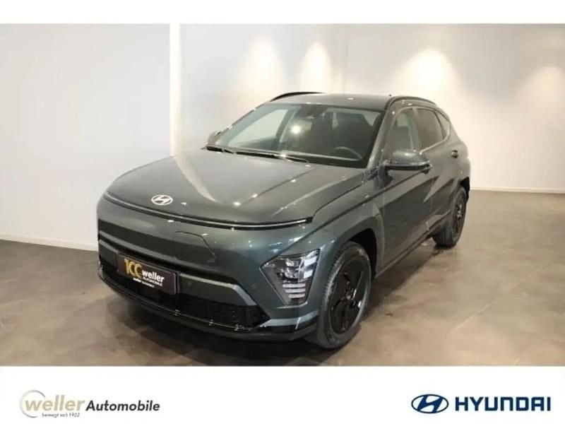 Cypress green / met Neu 2025 Hyundai Kona Trend SUV | 36.970 € (Guter Preis) - Bild 1/1