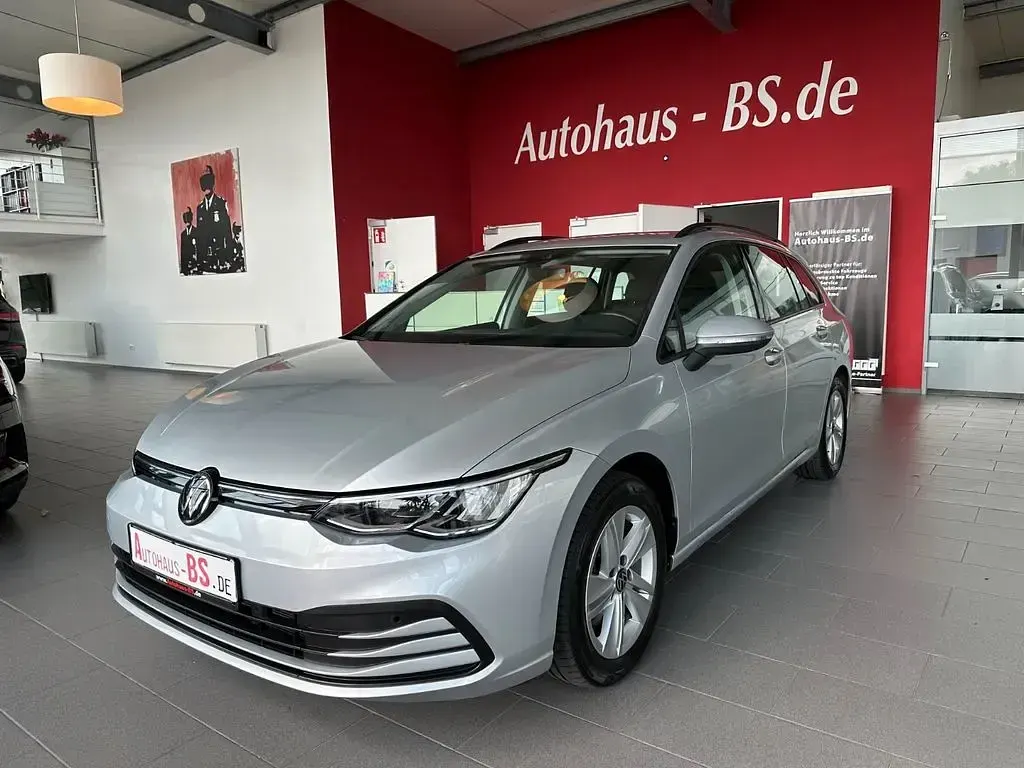 Gebraucht VW Golf VIII IQ Drive 150 PS (110 kW) 2022 Silber Kombi