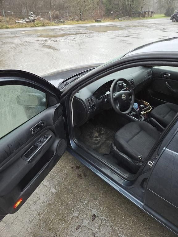 Gebraucht VW Golf Trendline 90 PS (66 kW) 2003 Blau Limousine