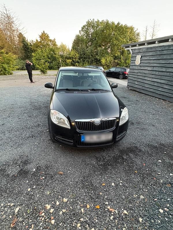 Gebraucht Skoda Fabia 69 PS (50 kW) 2009 Schwarz Kleinwagen