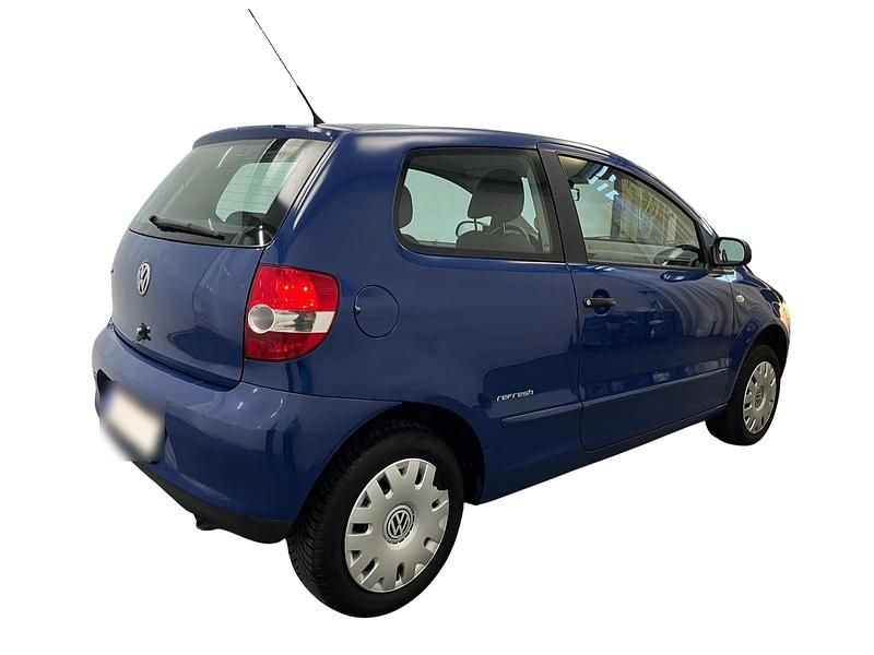 Second-hand VW Fox 54 CP (39 kW) 2009 Albastru Hatchback