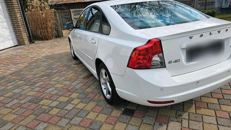 Gebraucht Volvo S40 106 PS (77 kW) 2010 Limousine