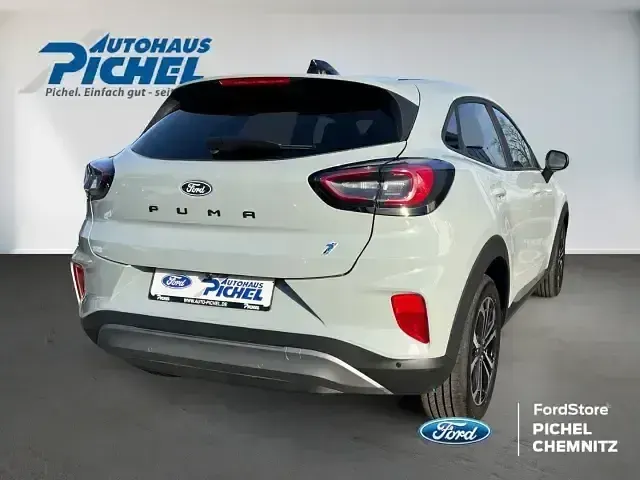 Neu Ford Puma Titanium 125 PS (91 kW) 2025 Grau SUV