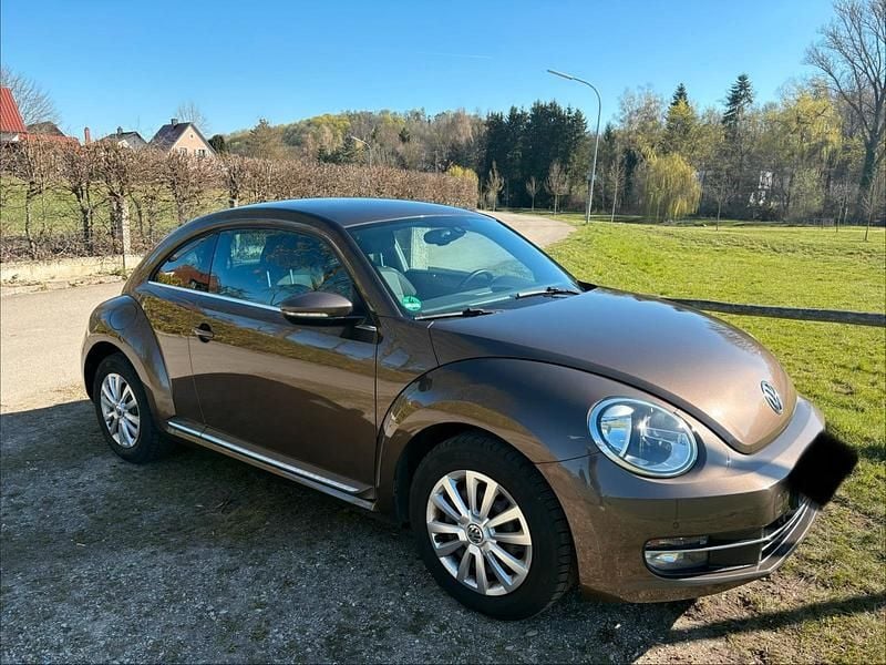 Second-hand VW Beetle 105 CP (77 kW) 2012 Maro Hatchback