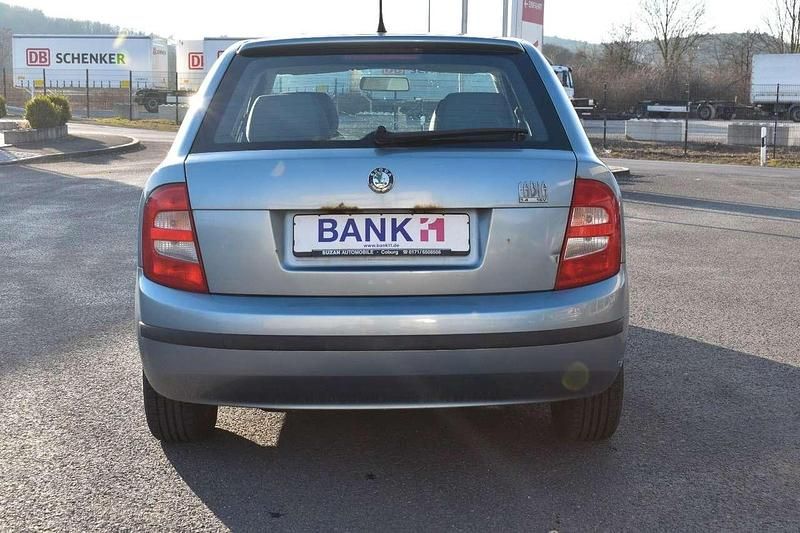 Gebraucht Skoda Fabia Comfort 75 PS (55 kW) 2002 Grau Kleinwagen