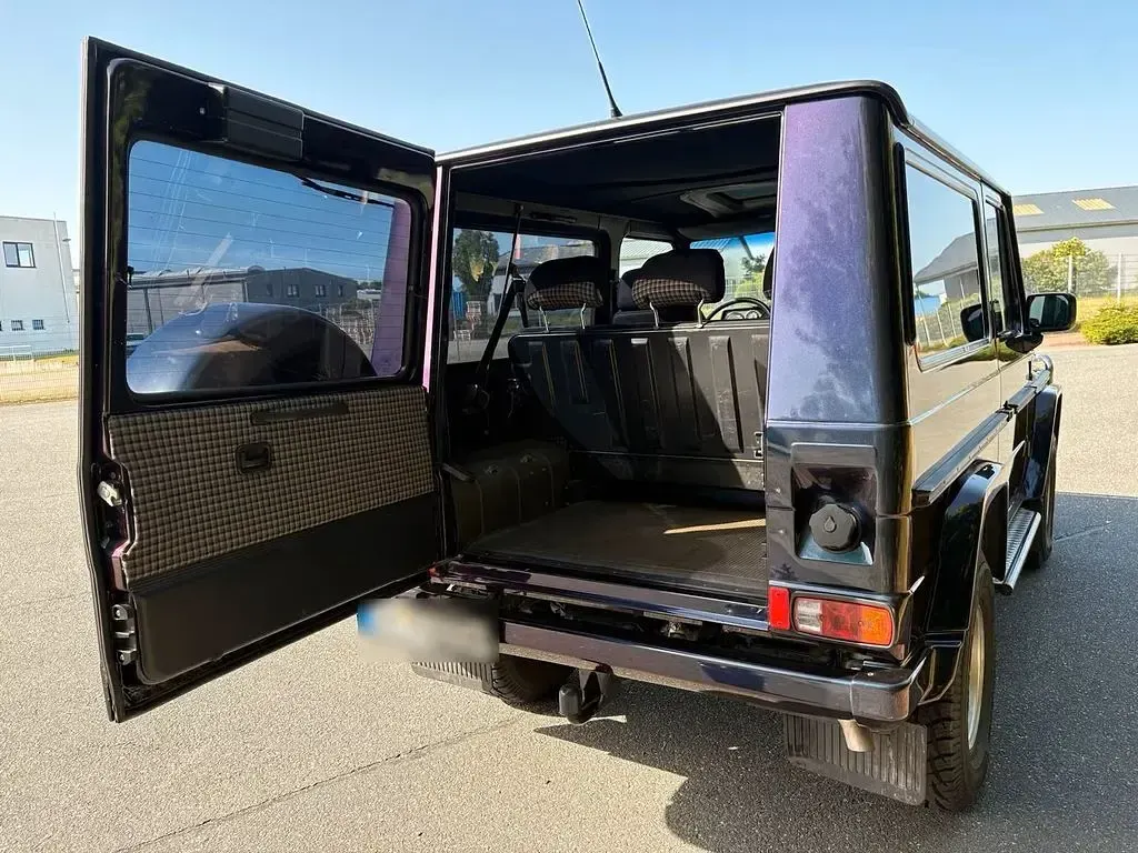 Gebraucht Mercedes G280 156 PS (114 kW) 1984 Violett SUV