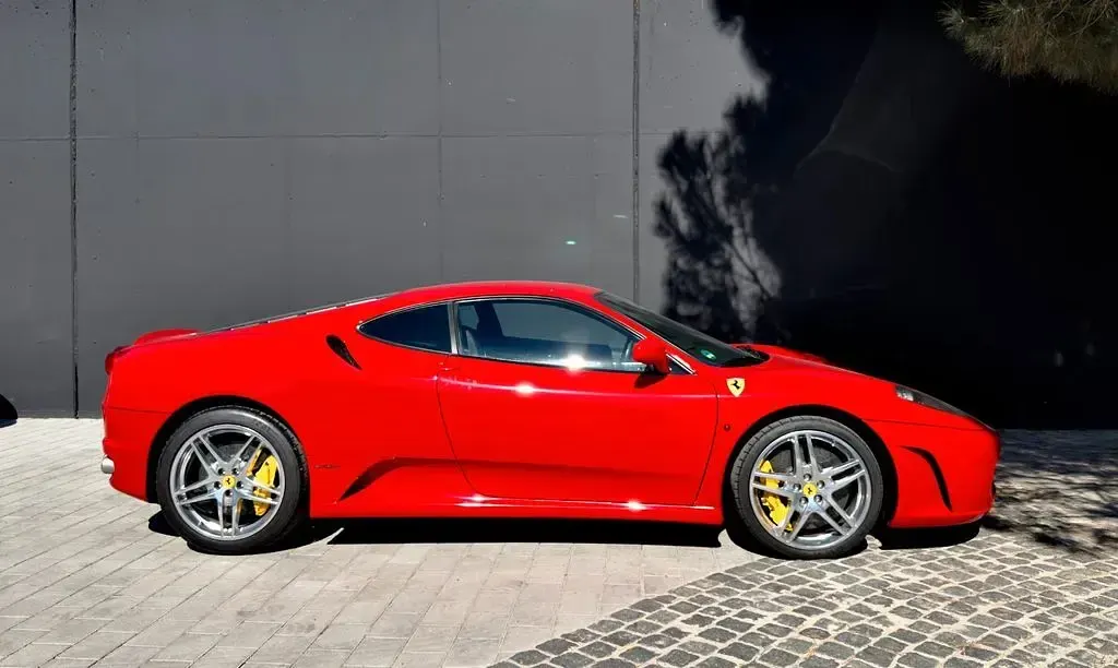 Second-hand Ferrari F430 485 CP (356 kW) 2009 Roșu Coupe