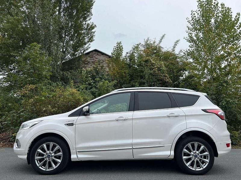 Gebraucht Ford Kuga Vignale 150 PS (110 kW) 2019 Weiß SUV