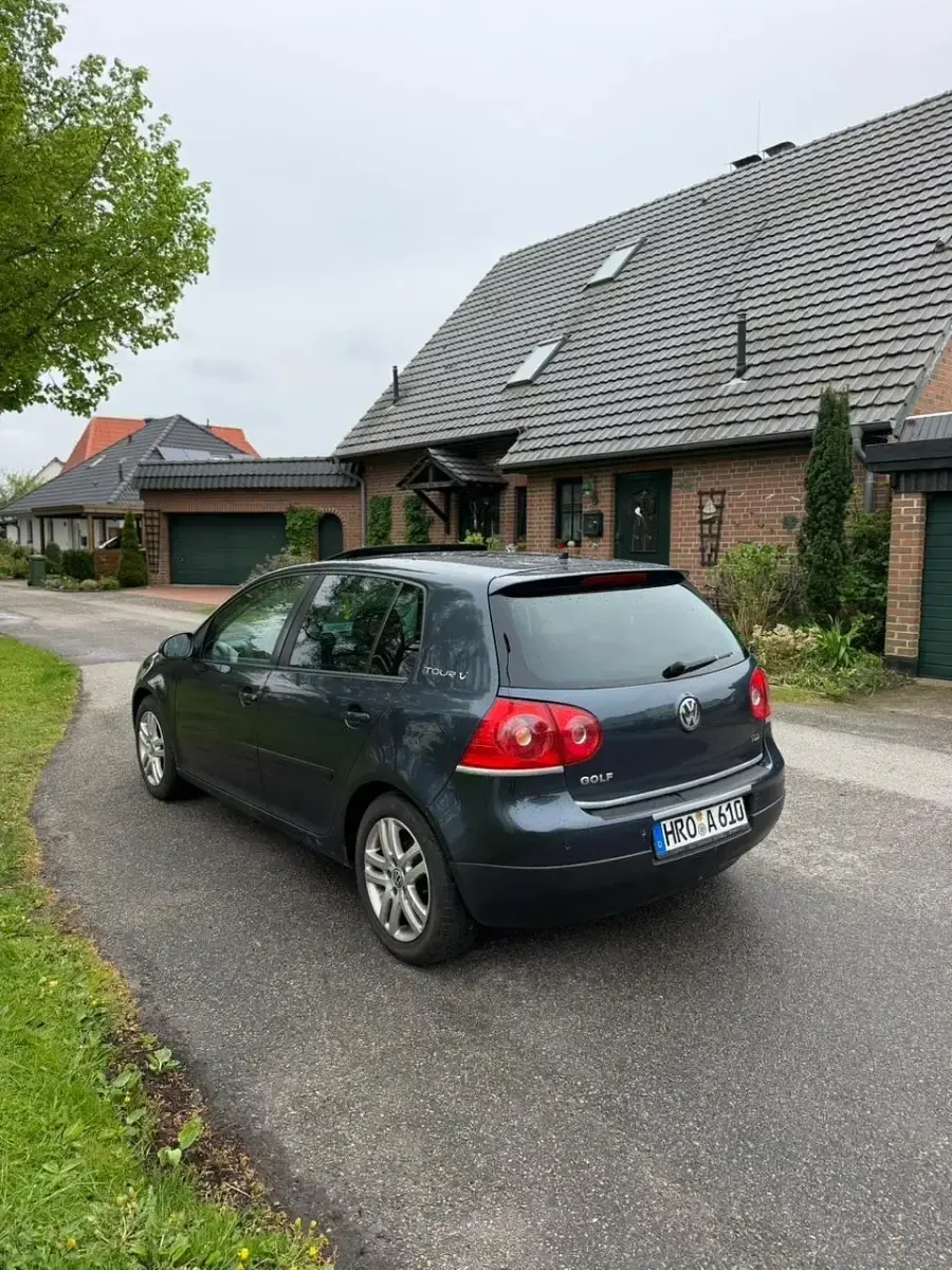 Gebraucht VW Golf V 105 PS (77 kW) 2007 Kleinwagen