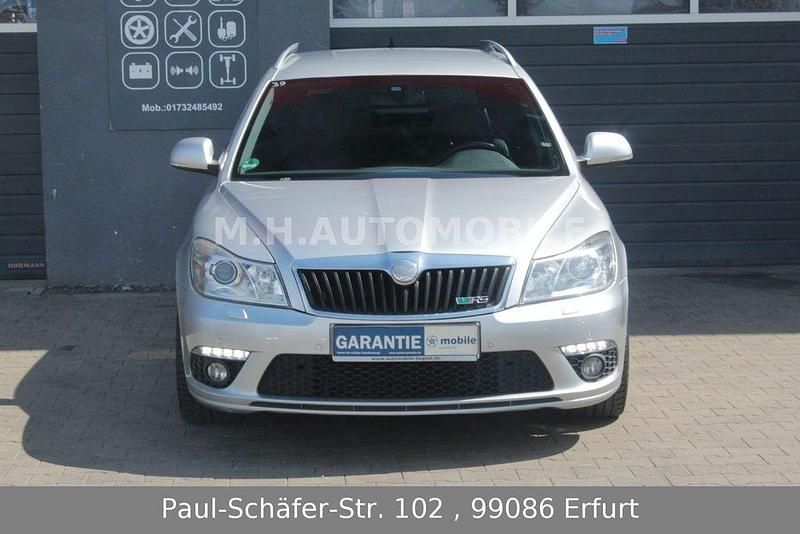 Gebraucht Skoda Octavia RS 200 PS (147 kW) 2011 Silber Kombi