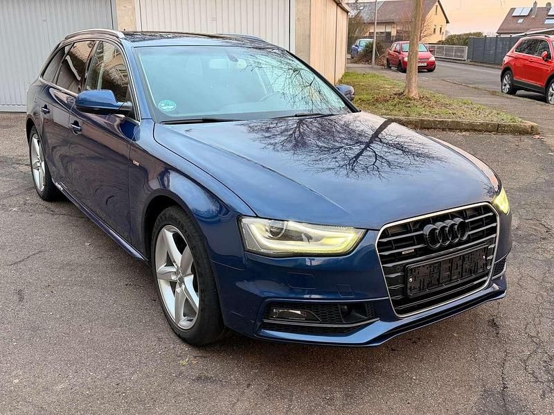 Gebraucht Audi A4 S-Line 190 PS (139 kW) 2015 Scubablau metallic Kombi