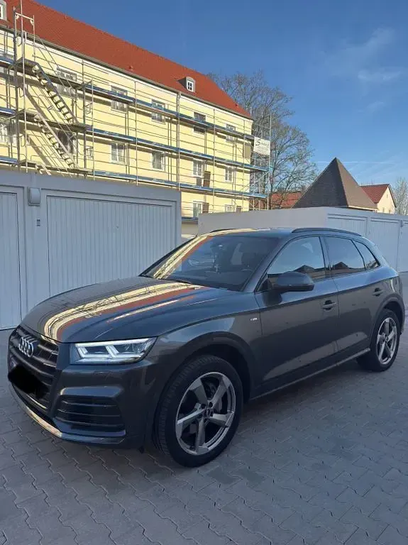 Gebraucht Audi Q5 Sport 190 PS (139 kW) 2017 Grau SUV