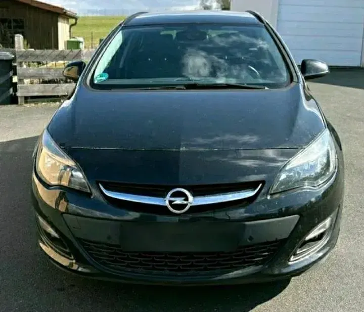 Gebraucht Opel Astra Sport 165 PS (121 kW) 2015 Schwarz Kombi