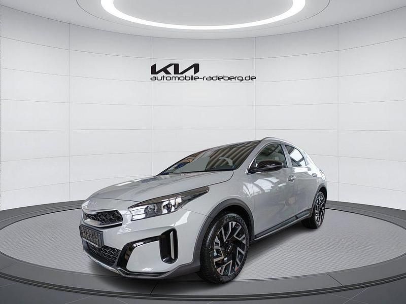Neu Kia XCeed 150 PS (110 kW) 2026 Grau SUV