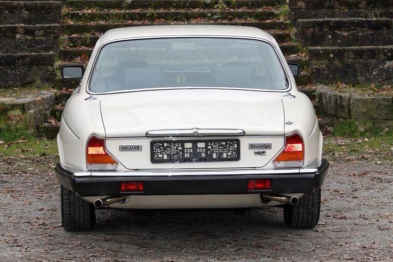 Gebraucht Jaguar XJ12 295 PS (216 kW) 1987 Weiß Limousine