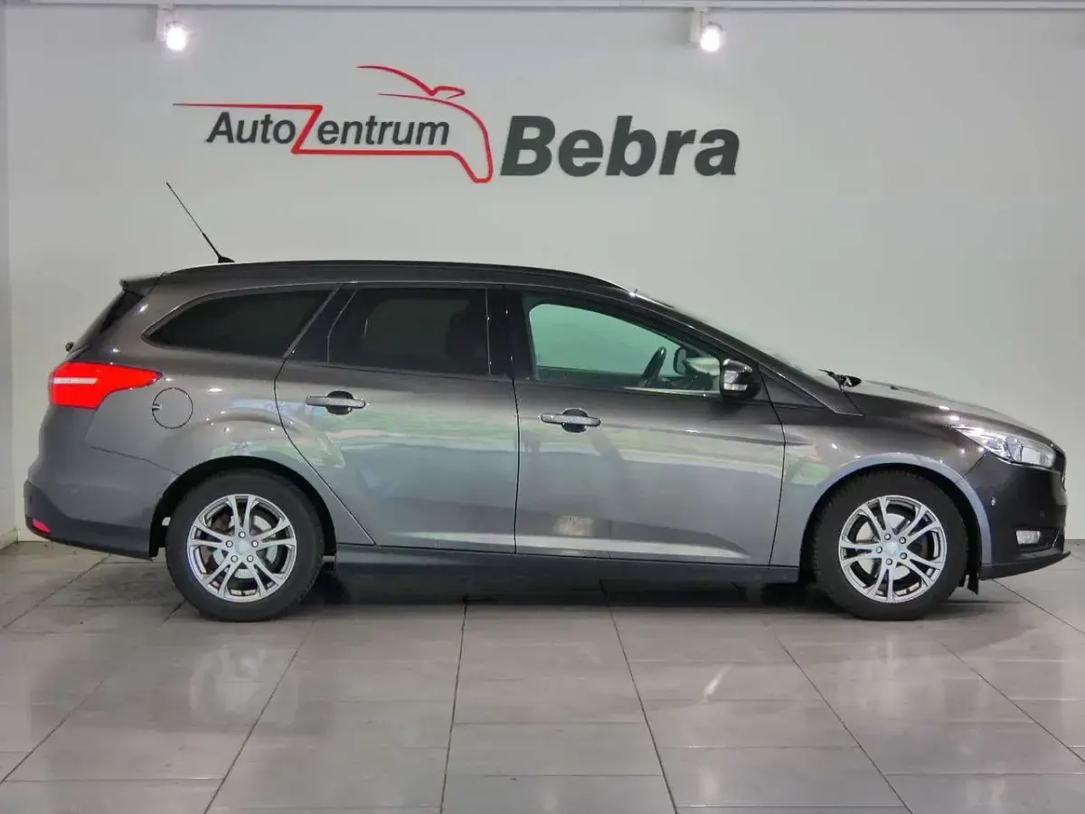 Gebraucht Ford Focus Business Edition 95 PS (69 kW) 2015 Magnetic Kombi