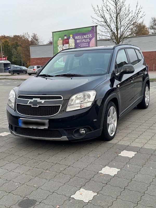 Schwarz Gebraucht 2012 Chevrolet Orlando LTZ SUV | 7.500 € (Fairer Preis) - Bild 1/4