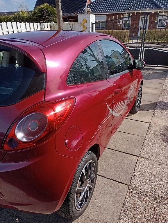 Gebraucht Ford Ka Titanium 69 PS (50 kW) 2009 Rot Kleinwagen