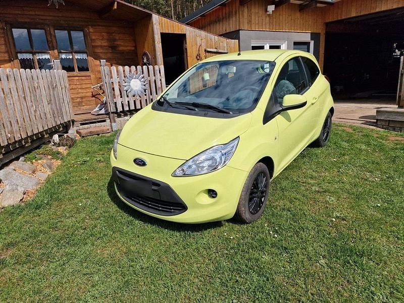 Second-hand Ford Ka 69 CP (50 kW) 2012 Verde Hatchback