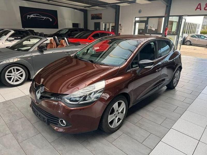 Gebraucht Renault Clio IV Luxe 140 PS (102 kW) 2015 Braun Kleinwagen
