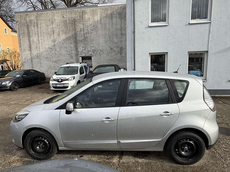 Gebraucht Renault Scénic III Initiale Paris 116 PS (85 kW) 2014 Platingrau Van / Kleinbus
