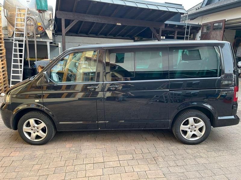 Gebraucht VW T5 174 PS (127 kW) 2007 Schwarz Van